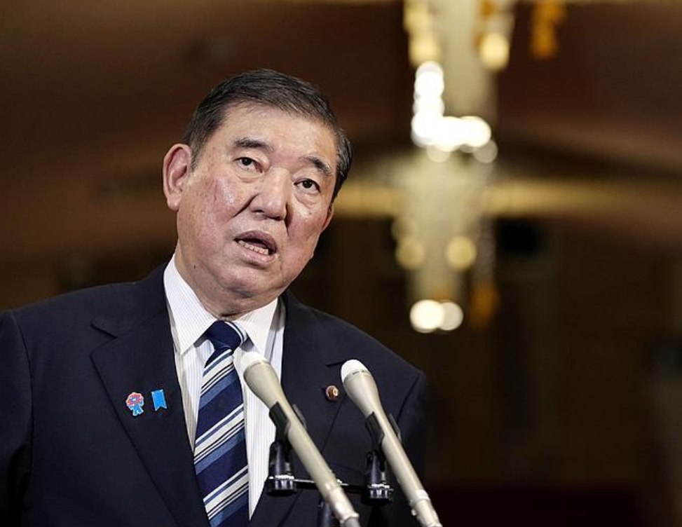 日美元首通话 同意加快部长级磋商 